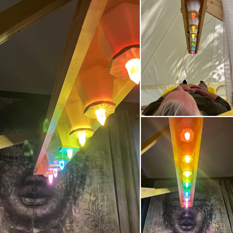 mosaique-chakras-cristal-collee-carree-2